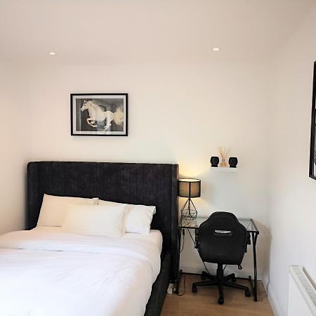 Апартаменты Clifton Court Hemel Хемел-Хемпстед Экстерьер фото