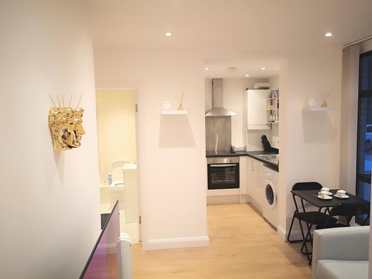 Апартаменты Clifton Court Hemel Хемел-Хемпстед Экстерьер фото